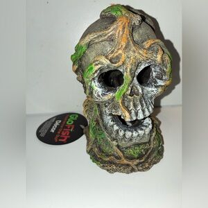 GloFish Skull Aquarium Ornament 6 in